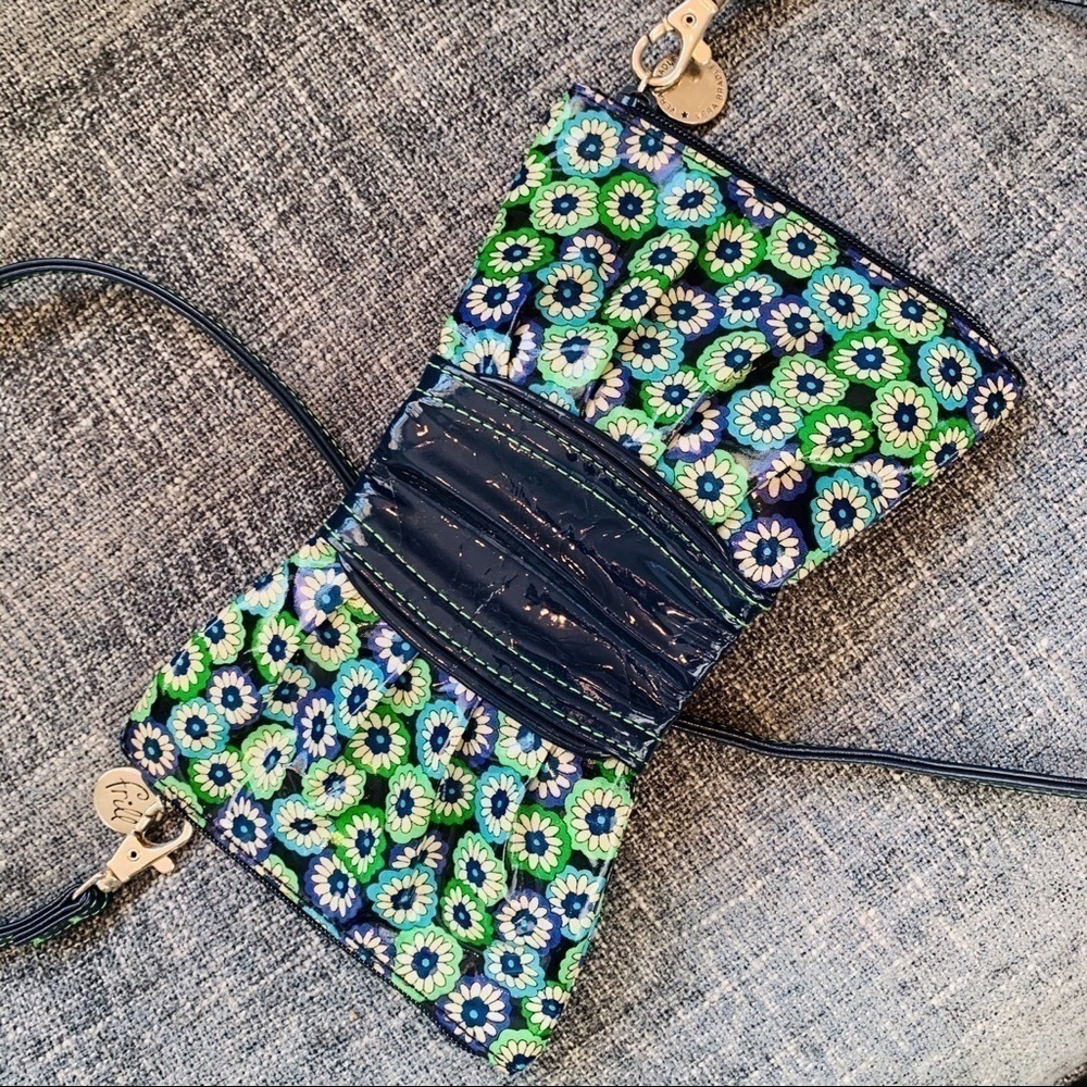 Vera Bradley Frill Blue Rhapsody Bow Swak Crossbody Detachable Strap Clutch Bag